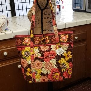 Vera Bradley......XL Tote